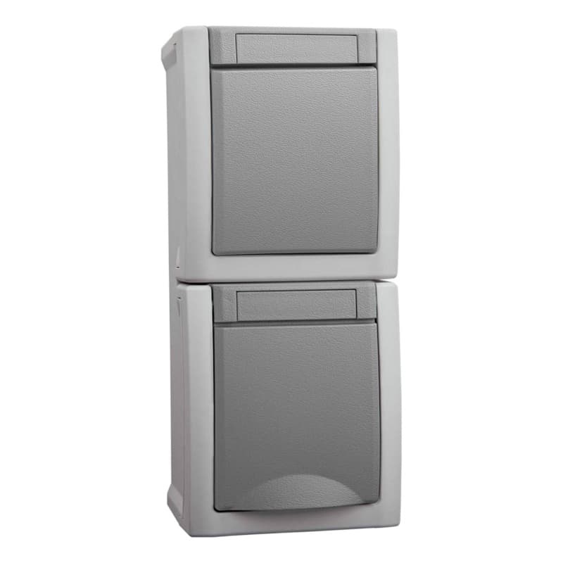 Comb. socket/toggle switch, IP 54